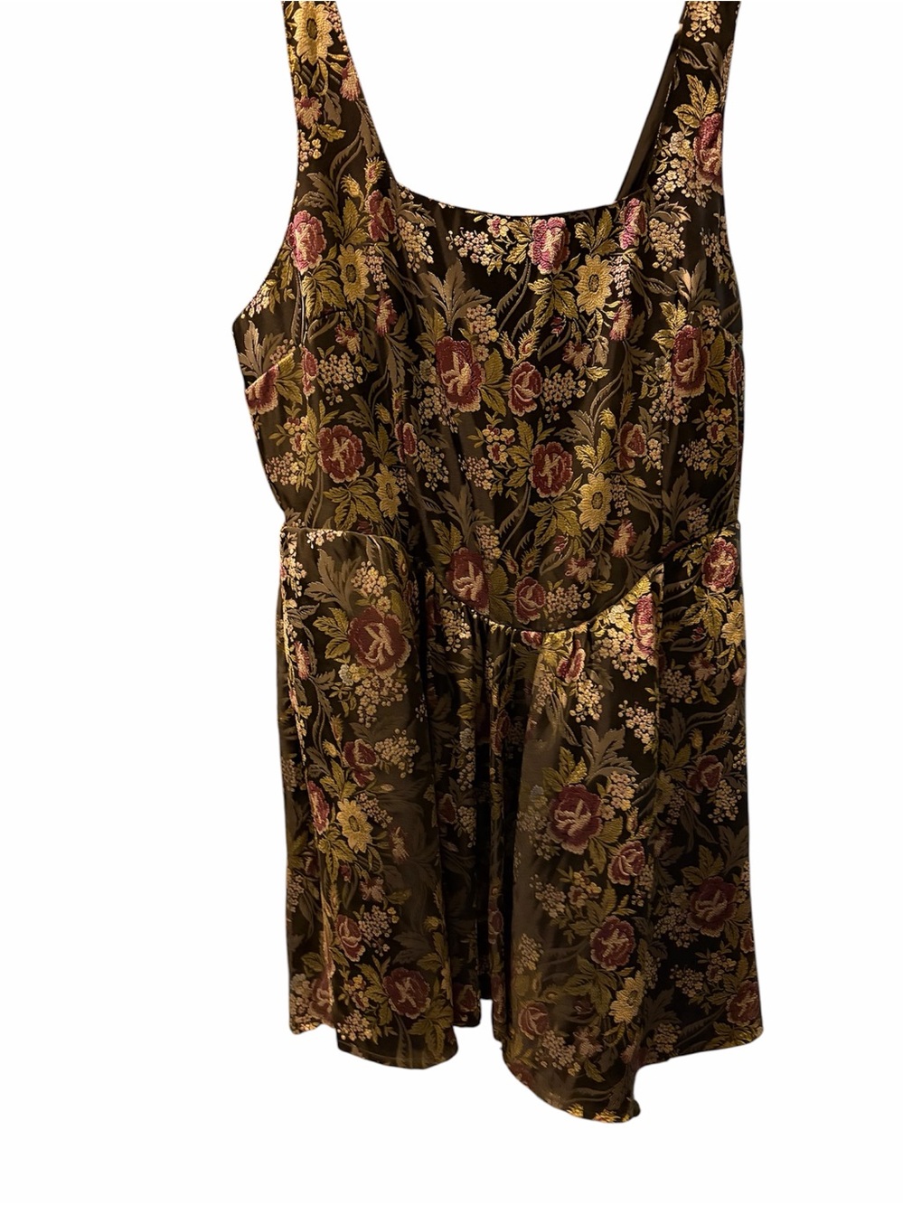 New With Tags BooHoo Floral Brocade  Sleeveless Dress